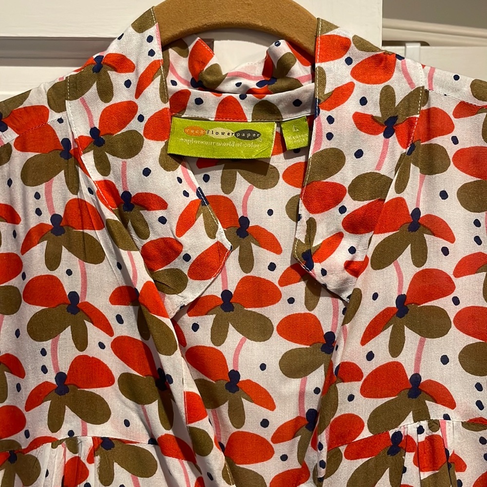 Great pattern Rock Paper Flower tunic Size L